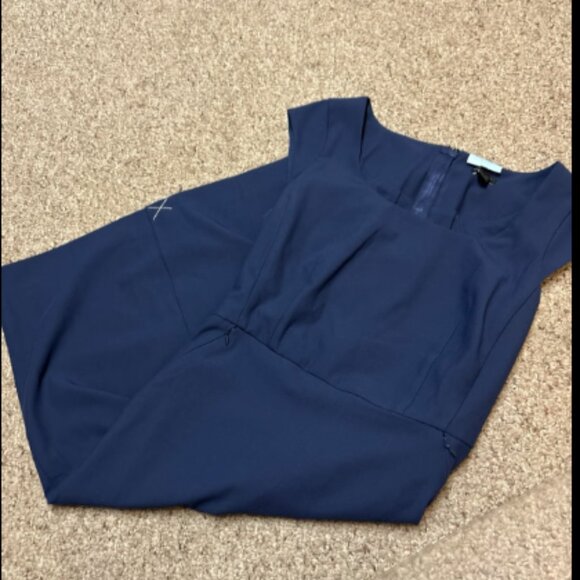 Elegant Navy Blue Women's Dress - Picture 6 of 8